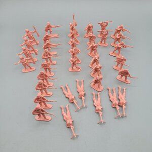 Army Men Plastic Soldiers Aquarium Terrarium Decor 31 Pieces